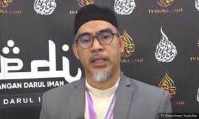 Malah ianya pun bukan harakahdaily atau sebahagian daripada harakahdaily. Malaysiakini
