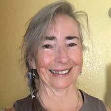 Lisa Mendivil's Instagram, Twitter & Facebook