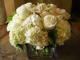 Nilos glass vases set of 10, clear vintage glass flower vase with rope design and differing unique shapes for home decoration 4.6 out of 5 stars 234 $36.99 $ 36. All White Hydrangea Roses And Orchids In A Clear Square Glass Vase By The Conservatory Florist
