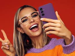 Amazon.com: YENAPOON Funda para Samsung Galaxy A16 5G, funda de silicona  con 1 protector de pantalla, forro de microfibra antiarañazos, cuerpo  completo, a prueba de golpes, color rojo vino : Celulares y