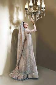Check spelling or type a new query. So Much Lace And Detail Asiatisches Hochzeitskleid Kleid Hochzeit Indische Brautmode