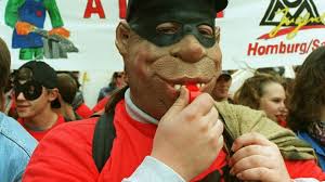 Lust auf räuber und gendarm? Panzerknacker Kostum Selber Machen Sat 1 Ratgeber