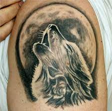 Los 100 Tatuajes De Lobo Mas Impresionantes Que Has Visto En Tu Vida En 2020 Tatuaje De Lobo Y Luna Tatuajes De Lobos Tatuajes De Animales