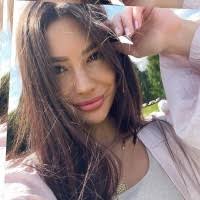 200+ "Holly Carter" profiles