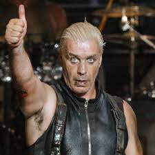 Jun 01, 2021 · read this: Till Lindemann Provoziert Und Fast Alle Gehen Ihm Auf Den Leim Stern De