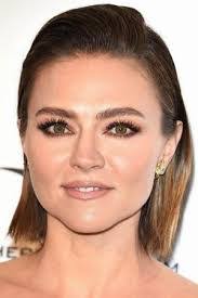 Jenny Connell's Instagram, Twitter & Facebook