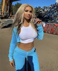 See full bio » 1 win. Shirin David Shirin David Outfit Ideen Outfit