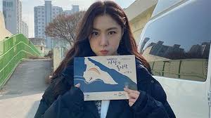 Born august 24, 1984) is a south korean actress. æ„›è¿« å¯Œå®¶å¥³å¾æ™ºæ…§é­æ·±vé€è¦–é•·æ´‹è£å››æˆª è‡‰éƒ¨è®ŠåŒ– ç¶²é©š é€™èª° åäºº æ™‚å°š