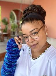 Susan Lauderback's Instagram, Twitter & Facebook