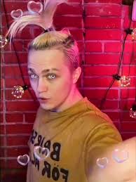 Hezelndra Sandra Abell