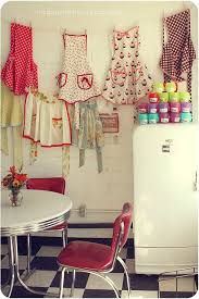aprons vintage, retro kitchen, vintage