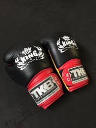 Top King Boxing Gloves Muay Thai 12oz Leather Super Air Ventilation Tkbgsa Boxing Gloves Ideas Of Boxing Gloves Boxing Glo Boxing Gloves Gloves Muay Thai