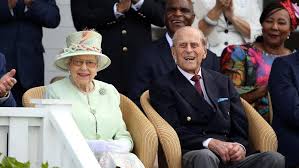 When he married princess elizabeth, in 1947, his german relatives were. George Charlotte Und Louis Machen Ihren Urgrosseltern Eine Freude Schweizer Illustrierte