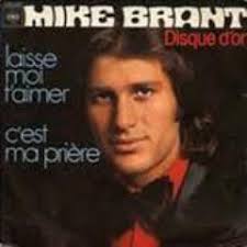 Si le retour de mike brant est la nouvelle la moins improbable, elle est aussi la plus souhaitable, à en outre, il n'est pas à exclure que le culte de mike brant rendrait nos dimanches soirs moins. Mike Moshe Mike Brant Brand 1947 1975 Find A Grave Memorial