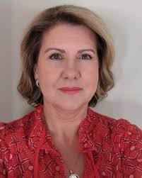 Caroline Devine's Instagram, Twitter & Facebook