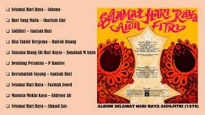 verse c f g c am berlalulah sudah ramadan sebulan berpuasa f g c am tiba syawal kita rayakan dengan rasa gembira f g em am anak muda di rantauan semuanya pulang ke desa f g c ibu dan ayah. Lagu Raya Various Artist Album Selamat Hari Raya Aidilfitri 1973 Youtube