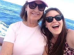 Keri Lorenz's Instagram, Twitter & Facebook