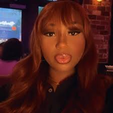 Destiny Dennis (@destinyddennis)