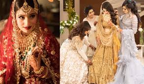 Harga foto prewedding di studio raja palembang tulisanviralinfo via. Royal Muslim Wedding With The Bride In A Ravishing Manish Malhotra Lehenga Shaadisaga