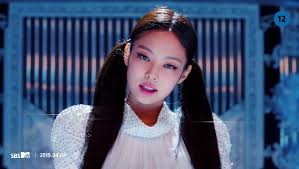 Jennie studied abroad in new zealand. Social Buzz Jennie Kim Latest News Images Updates Posts Blackpink Kill This Love 2019 Charmboard