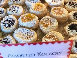 Kosicky slovak cookie recipe / mocha nut flower baskets pragmatic attic : Polish Cream Cheese Cookies Kolaczki Recipe
