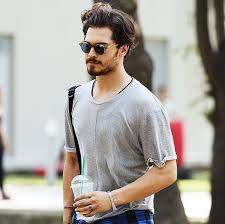 Cagatay Ulusoy Kadin Yuzu Erkek Moda Unluler