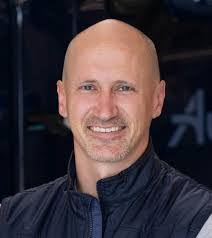 Anton Bowden's Instagram, Twitter & Facebook