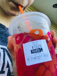 Mango Pineapple Refresher (Dunkin Donuts Copycat) - The Balanced  Nutritionist