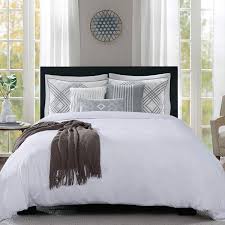Shop alena duvet cover, king online at bloomingdales.com. Amazon Com Hombys 100 Cotton Duvet Cover Super Oversized King 116 X108 Comforter Cover White Duvet Protector Cover Soft And Breathable With Hidden Zipper Closure Corner Ties Kitchen Dining