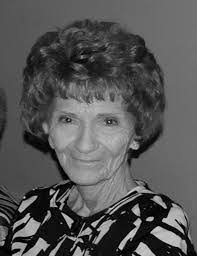 Elsie Hatfield's Instagram, Twitter & Facebook