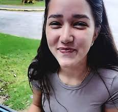 REPORTAN COMO DESAPARECIDA A UNA MENOR DE 16 AÑOS EN CAROLINA POR SI NO LO  VISTE👉🏼 https://youtu.be/1u9HQf4FS1s Las autoridades buscan dar con el  paradero de Genesis Edith Santiago Claudio, una adolescente de