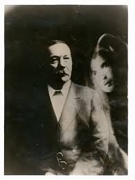 Sir Arthur Conan Doyle And Fake Ghost Magie
