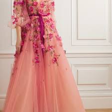 Vibrant hues of magenta and peach come alive against the stark beauty of wedding white in this glitterati style file featured in the newest issue of wedluxe magazine (toronto & eastern canada edition). 36 Pink And Rose Gold Wedding Dresses For The Modern Romantic Bride