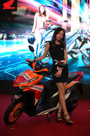 Honda vario 150 (repsol) selling price rm 8,500. Bikes Bsh Introduces New Vario 150 Scooter Priced At Rm7 199 News And Reviews On Malaysian Cars Motorcycles And Automotive Lifestyle
