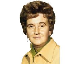 Essie Morrow's Instagram, Twitter & Facebook