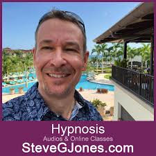 How awesome is this?! 😊 Are you spending time by the pool this summer? 💫  Free hypnosis download 👇 www.SteveGJones.com/f