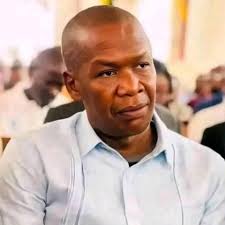 janmsotbaa_juif_noir kap esplike moun ki panse c pou boss li knn al dèyè  milyon labank io nan mikro #GuyWeweradioa