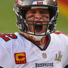 Tom brady is 43 years old, and he's still a starting quarterback for an nfl team. Pff Ranks Buccaneers Tom Brady No 2 Quarterback Heading Into 2021 Bucs Nation