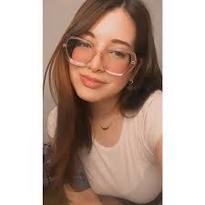 Stacie Weir's Instagram, Twitter & Facebook