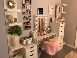 My Girlfriend Doesn T Have Reddit So I Ll Do Some Showing Off For Her Makeuporganization Room Decor Modern Bedroom Furniture Aesthetic Room Decor