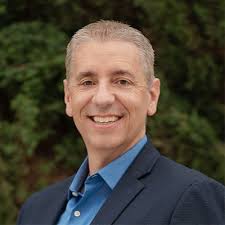 El Pollo Loco has arrived in Los Banos, Ca. Congratulations to owners,  Rafael Armenta Jr., and Berta Armenta and thanks to Directors Martin Lopez  and Rene Armenta for a fantastic opening! |