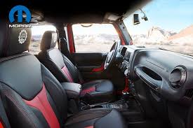 Black And Red Jeep Interior Pin On Jeep Y Mopar Se Presentan En El Easter Jeep Safari Con Siete Nuevos Conceptos