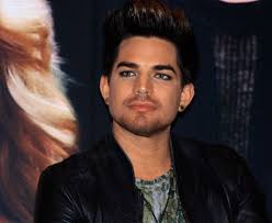Ca sĩ Adam Lambert sợ đường phố Việt Nam!
