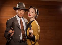 The New "Bonnie & Clyde" Turns Mythology into Melodrama | Features | Roger  Ebert
