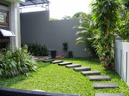 Desain Taman Minimalis Depan Rumah Lahan Sempit Dengan Jalan Setapak Kolam Ikan Taman Desain Taman