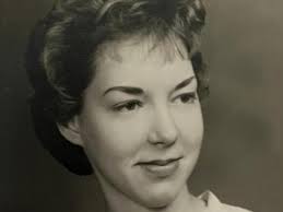 Mrs. Linda Lou Saunders's Memorial Website