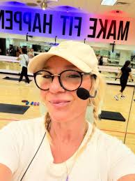 Hailey Villa (@yeahailey) • Threads, Say more