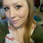 Danielle Sparling's Instagram, Twitter & Facebook