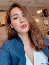 Streamer Yến Thu