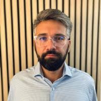 30+ "Adam Kosinski" profiles